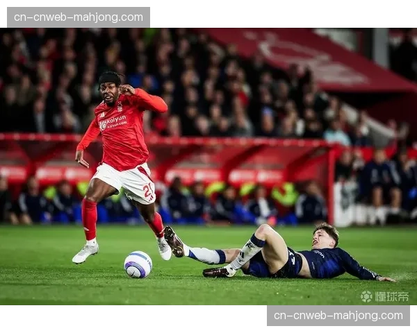 天空体育与英超就2027-2028赛季本土转播权开启初步谈判 天空体育与英超就2027-2028赛季本土转播权开启初步谈判